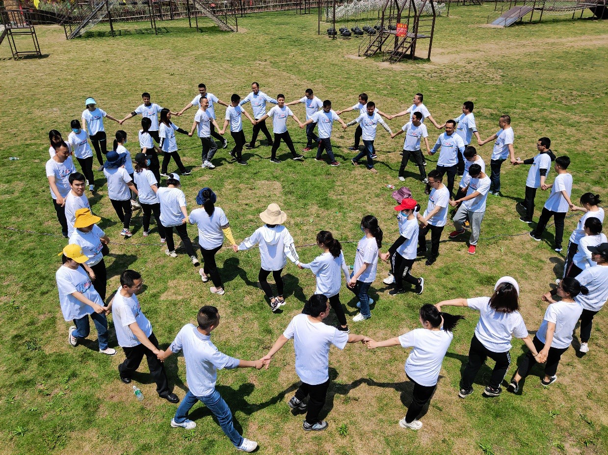 成都市唯邦環(huán)保有限公司春天團(tuán)建活動(dòng)的開(kāi)展